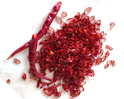 Humidité 8% Ringe de piment avec saveur forte de piment pointu Longueur 0,5-1,5 cm