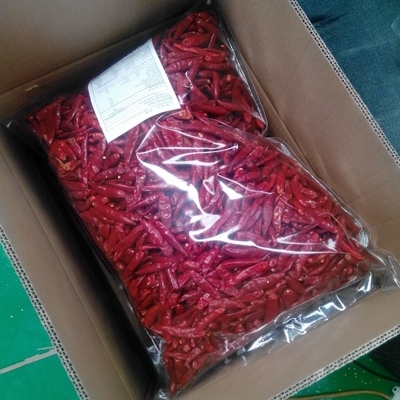 GMP séché épicé Tianjin Red Chili 100g avec un goût riche en vitamine C