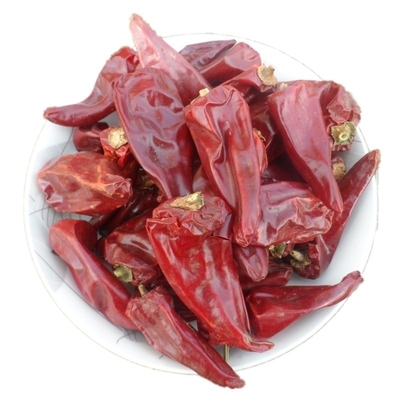 Découvrez le goût délicieux des piments rouges légèrement séchés épicés