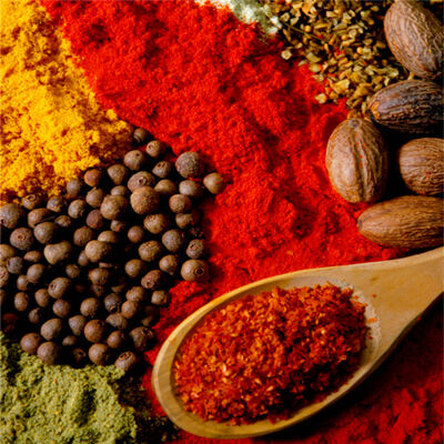 Poudre de piment de qualité supérieure avec un niveau de chaleur de 0 à 2000 SHU, une impureté maximale de 0,3% et une texture fine en poudre pour la cuisine et la fabrication alimentaire